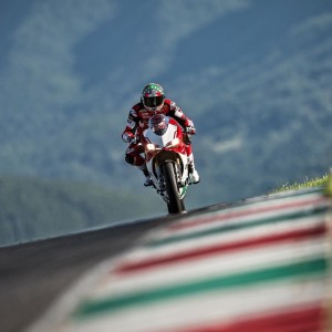 开云直播平台-红魔闪电战，曼联开场5分钟连进两球，曼城防线形同虚设！红魔闪电战！曼联开场5分钟连入两球，曼城防线瞬间崩塌